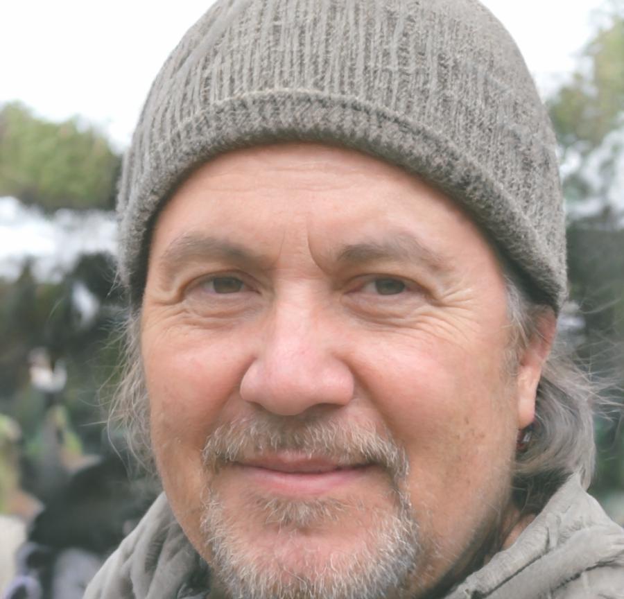 Anan Charoenchai, Enterprise Blockchain Consultant